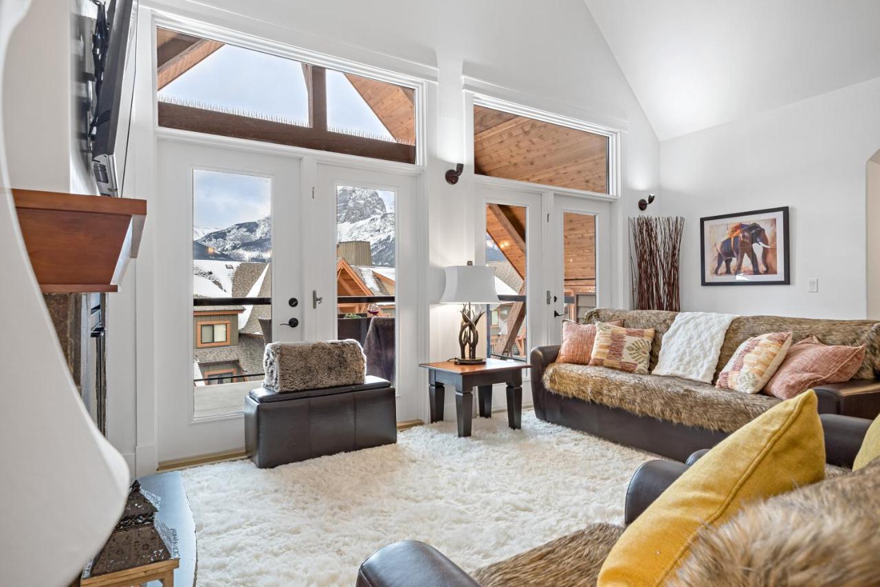 Penthouse At Solar A Resort And Spa Canmore Eksteriør bilde