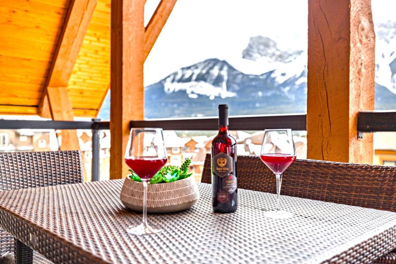 Penthouse At Solar A Resort And Spa Canmore Eksteriør bilde